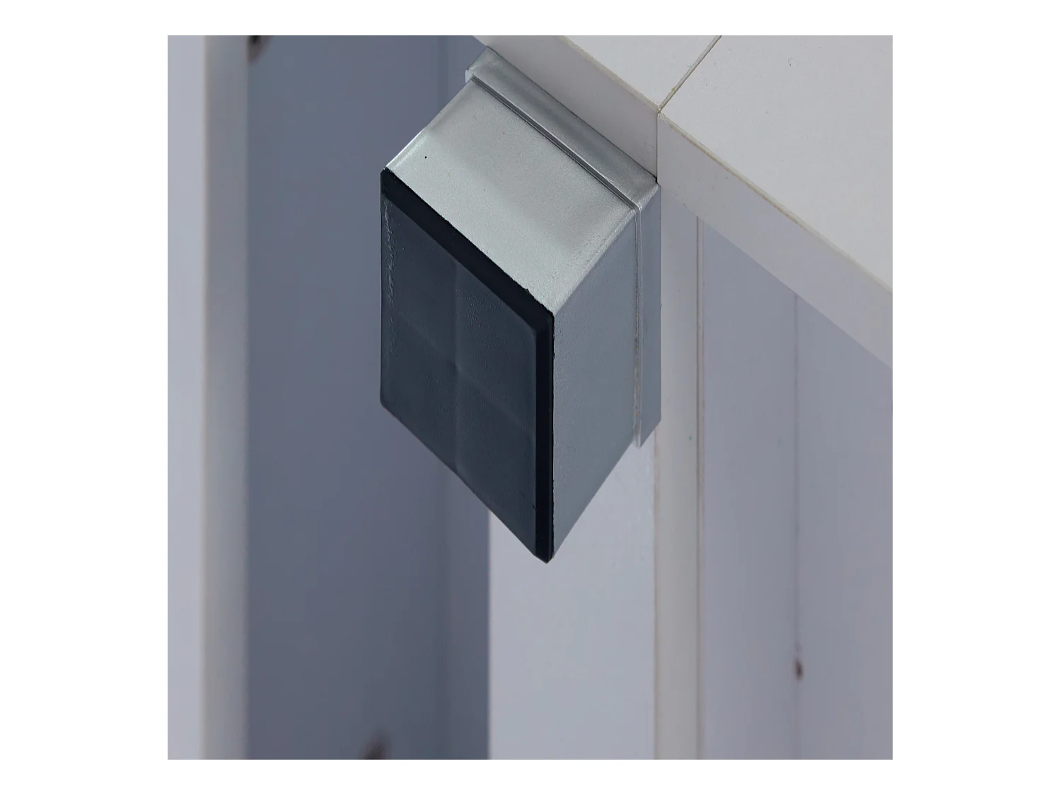 Table basse blanche avec éclairage LED et rangement ouvert – pour salons et bureaux