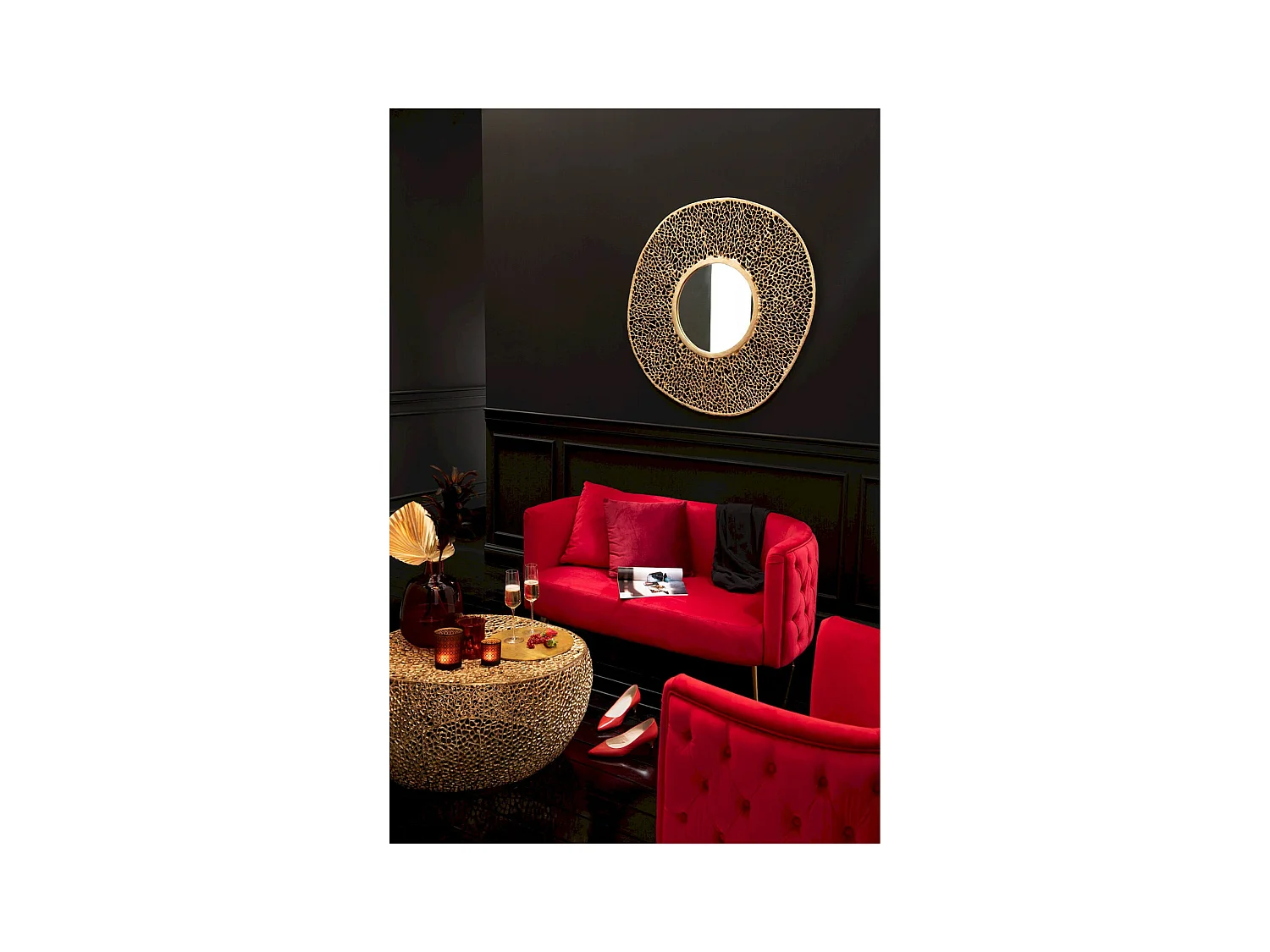 Table basse ronde corail en aluminium doré design élégant