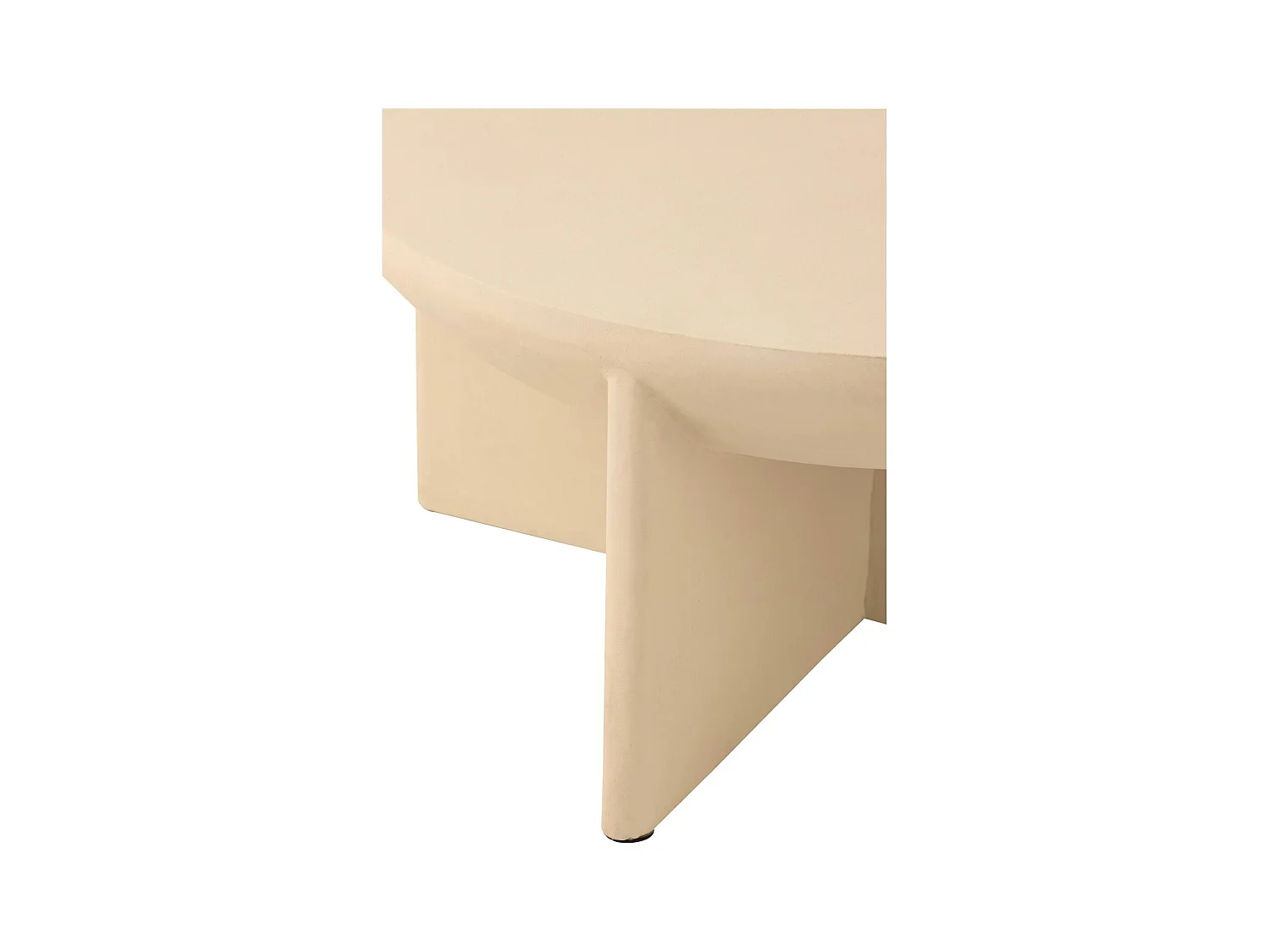 Table basse ronde en bois beige élégante pour salon moderne