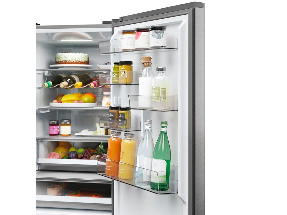 Frigorífico combi 3D 60 Series 5 Haier No Frost 360L 3 puertas WiFi control táctil D inox 185 cm