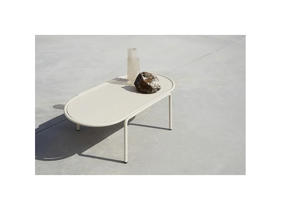 Table basse métal outdoor indoor, 77 x 40 x H30 cm