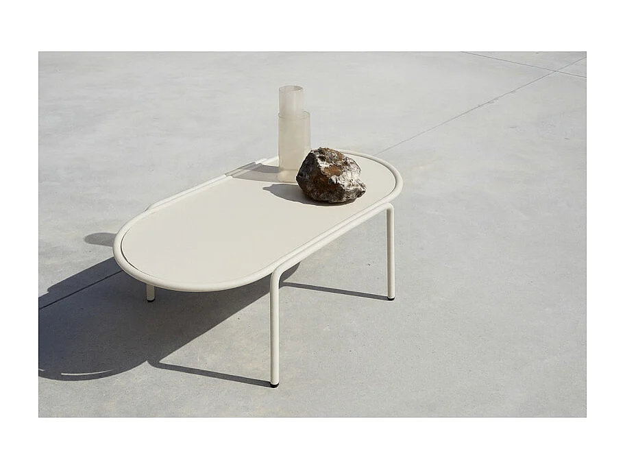 Table basse métal outdoor indoor, 77 x 40 x H30 cm