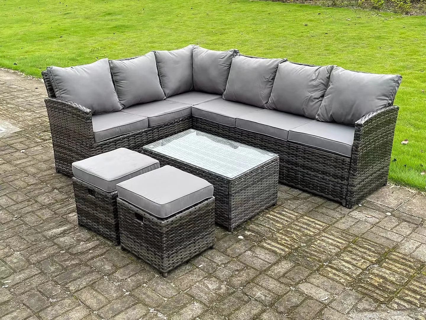 Hoher Rücken Dunkelgrau gemischt Rattan Ecksofa Set Gartenmöbel Rechteckiger Couchtisch 2 kleine Fußhockern 8 Sitzer
