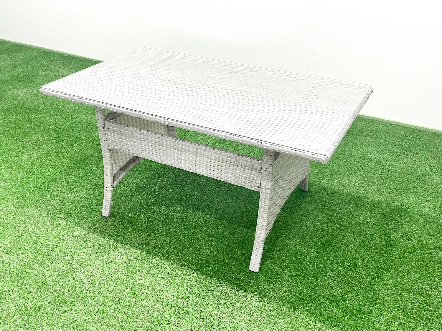 Rattan Gartenmöbel Essgarnitur 6 Sitzer Lounge Sofa Stuhl Esstisch Set mit 2 kleine Fußhockern Beistelltisch Hellgrau gemischt