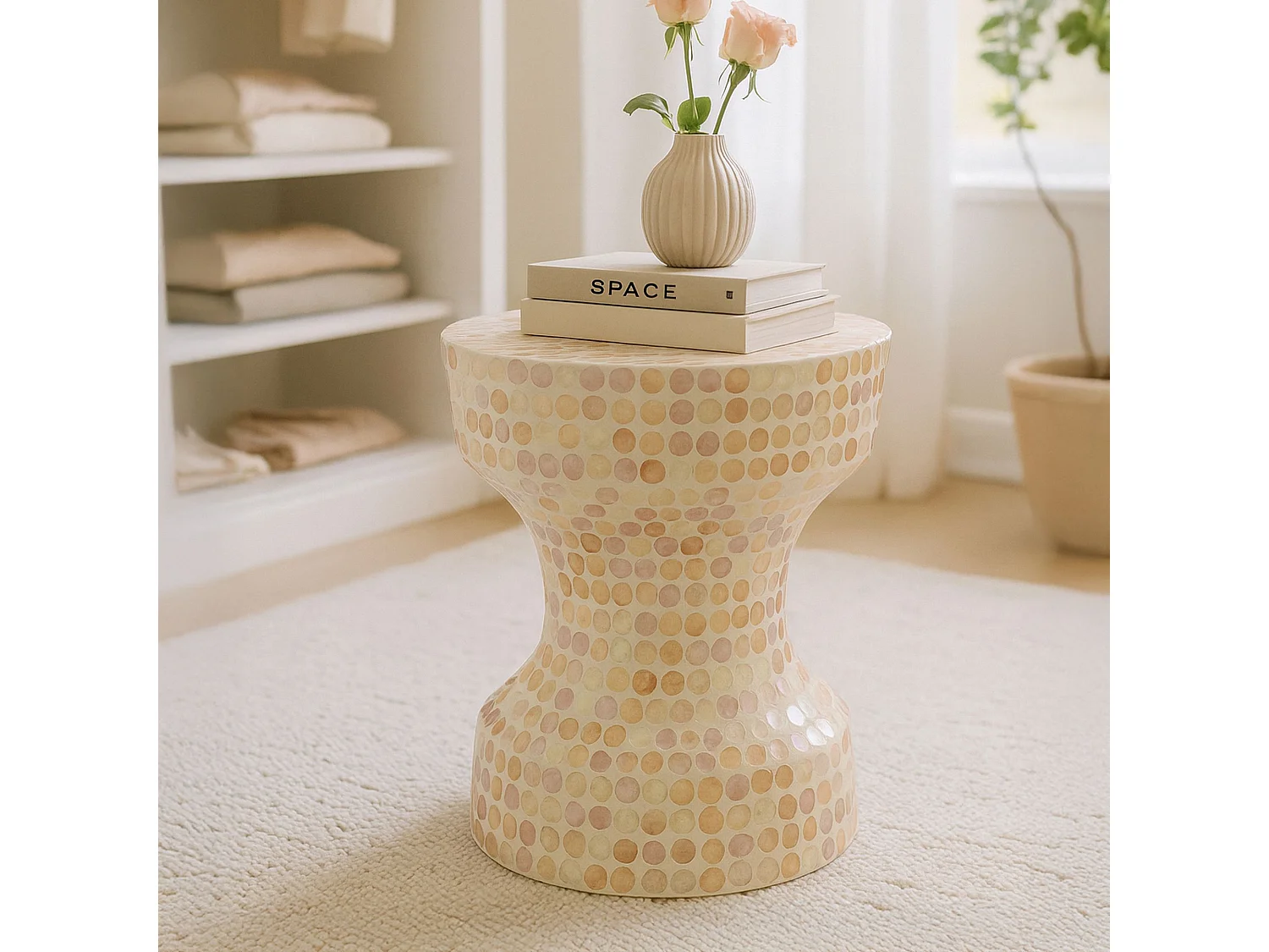 Now's Home - Meuble D'appoint En Coquille De Capiz Rose 35x35xh45cm Elora