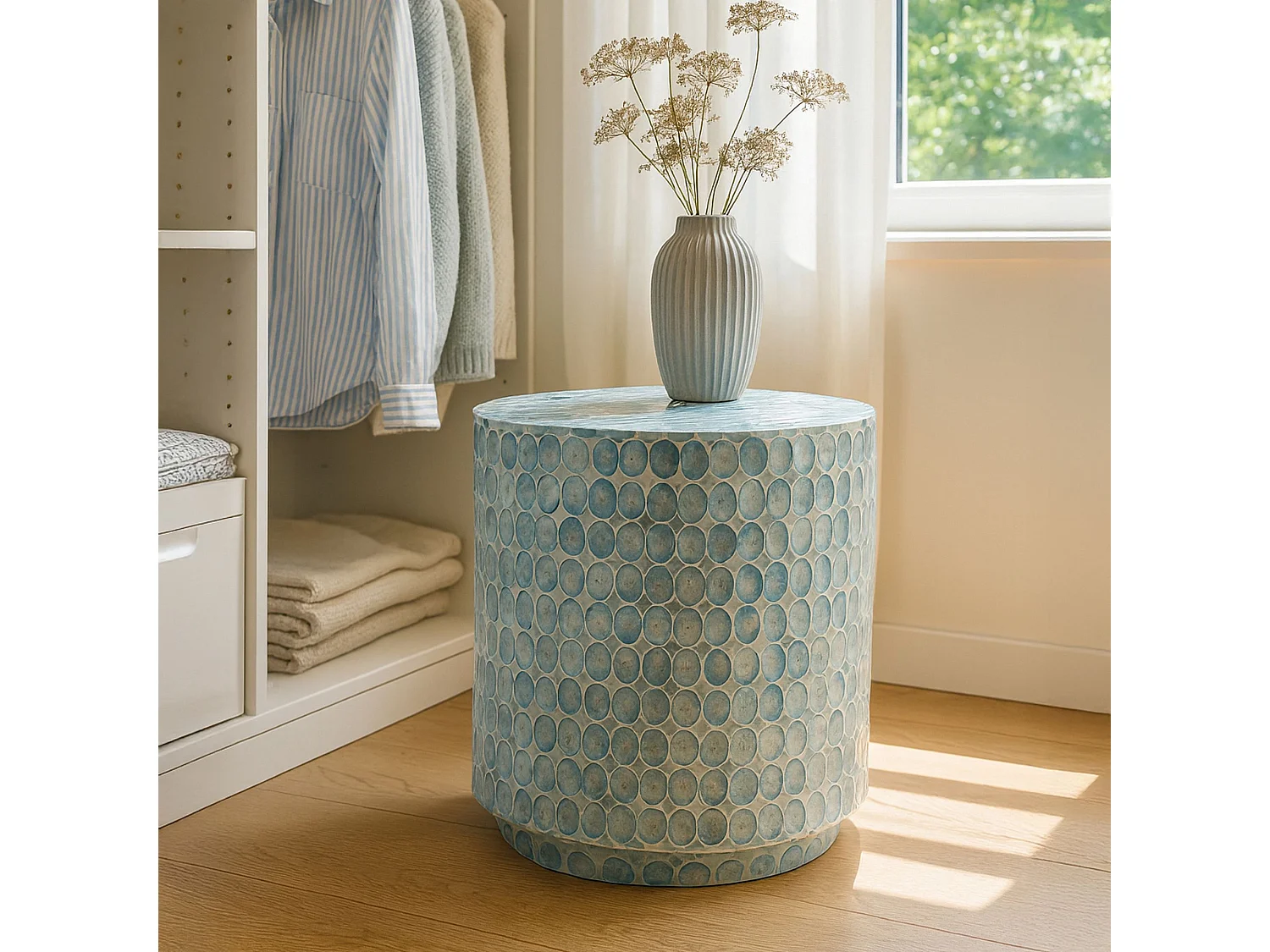 Now's Home - Meuble D'appoint En Coquille De Capiz Bleu 35x35x40cm Solna