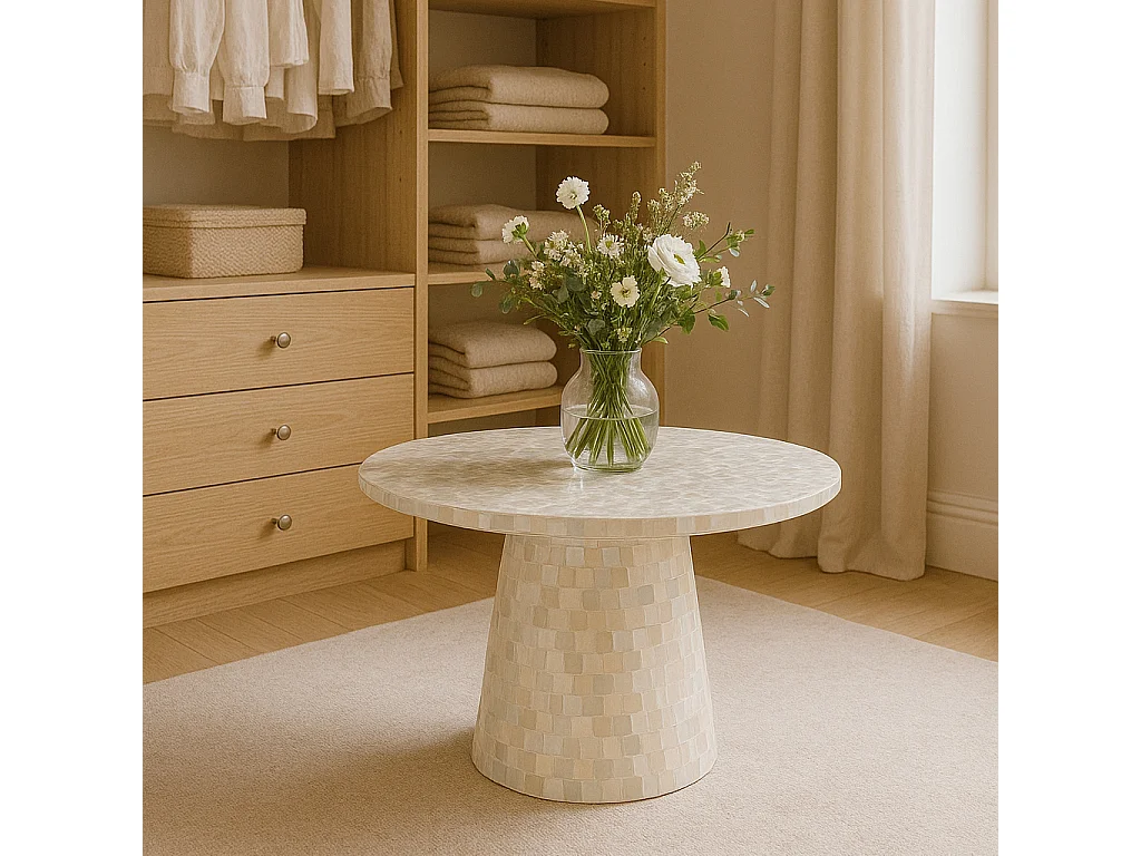 Now's Home - Table Basse Ronde En Coquille De  Capiz Verte 58x58x40cm Zina