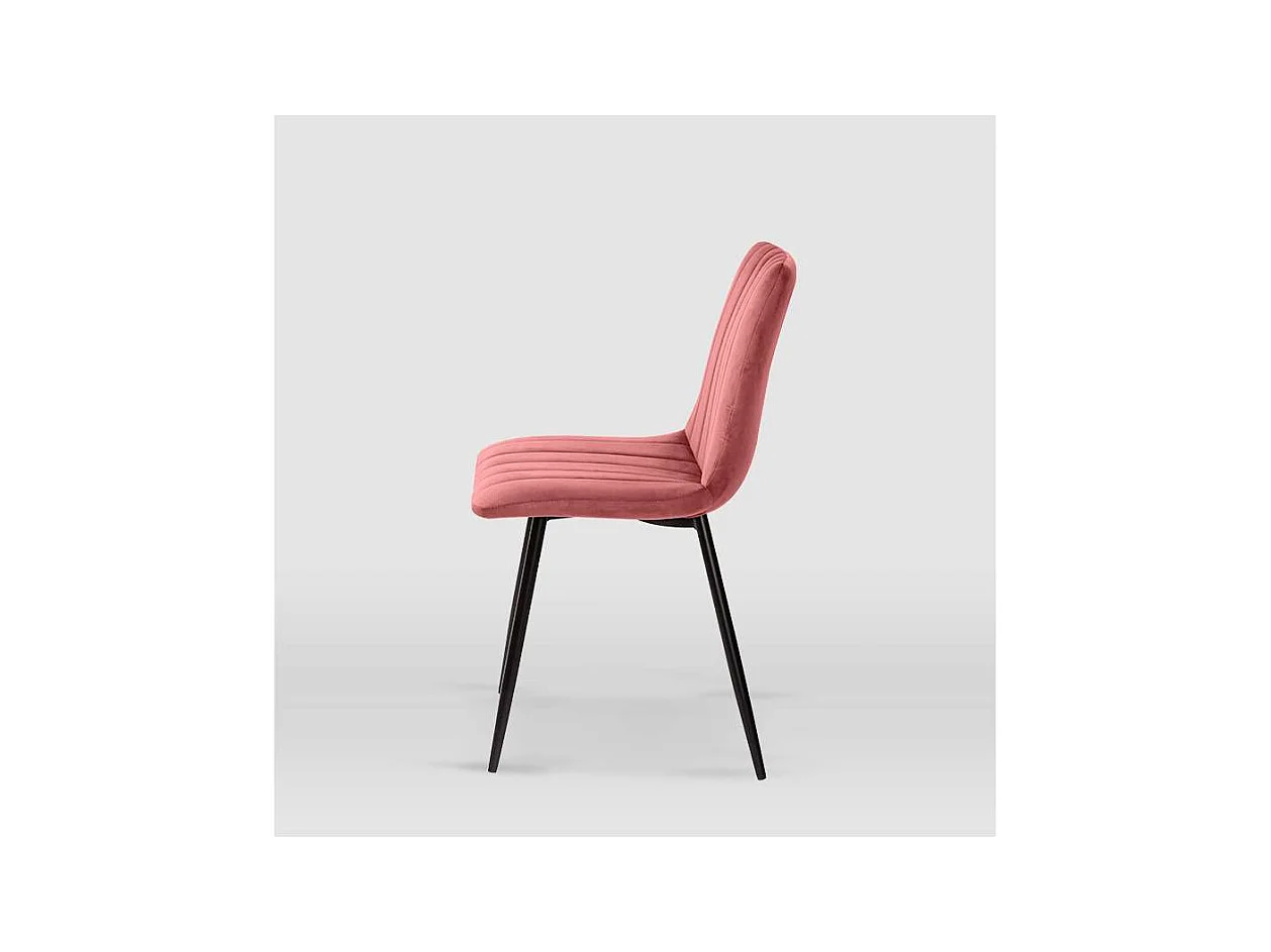 Pack de 4 sillas modelo IRIA tapizadas en terciopelo rosa maquillaje, 44cm(ancho ) 88.5cm(