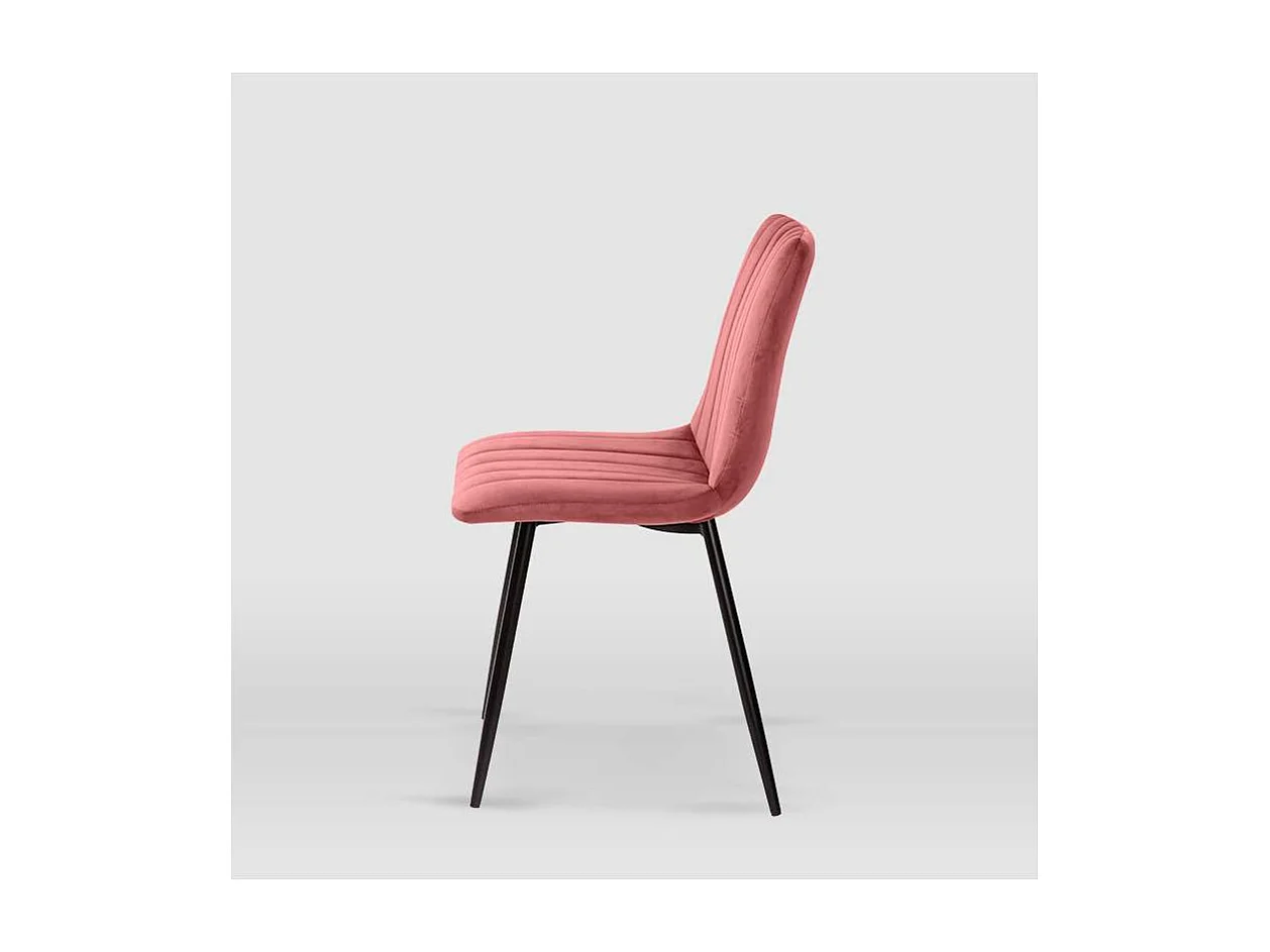 Pack de 4 sillas modelo IRIA tapizadas en terciopelo rosa maquillaje, 44cm(ancho ) 88.5cm(