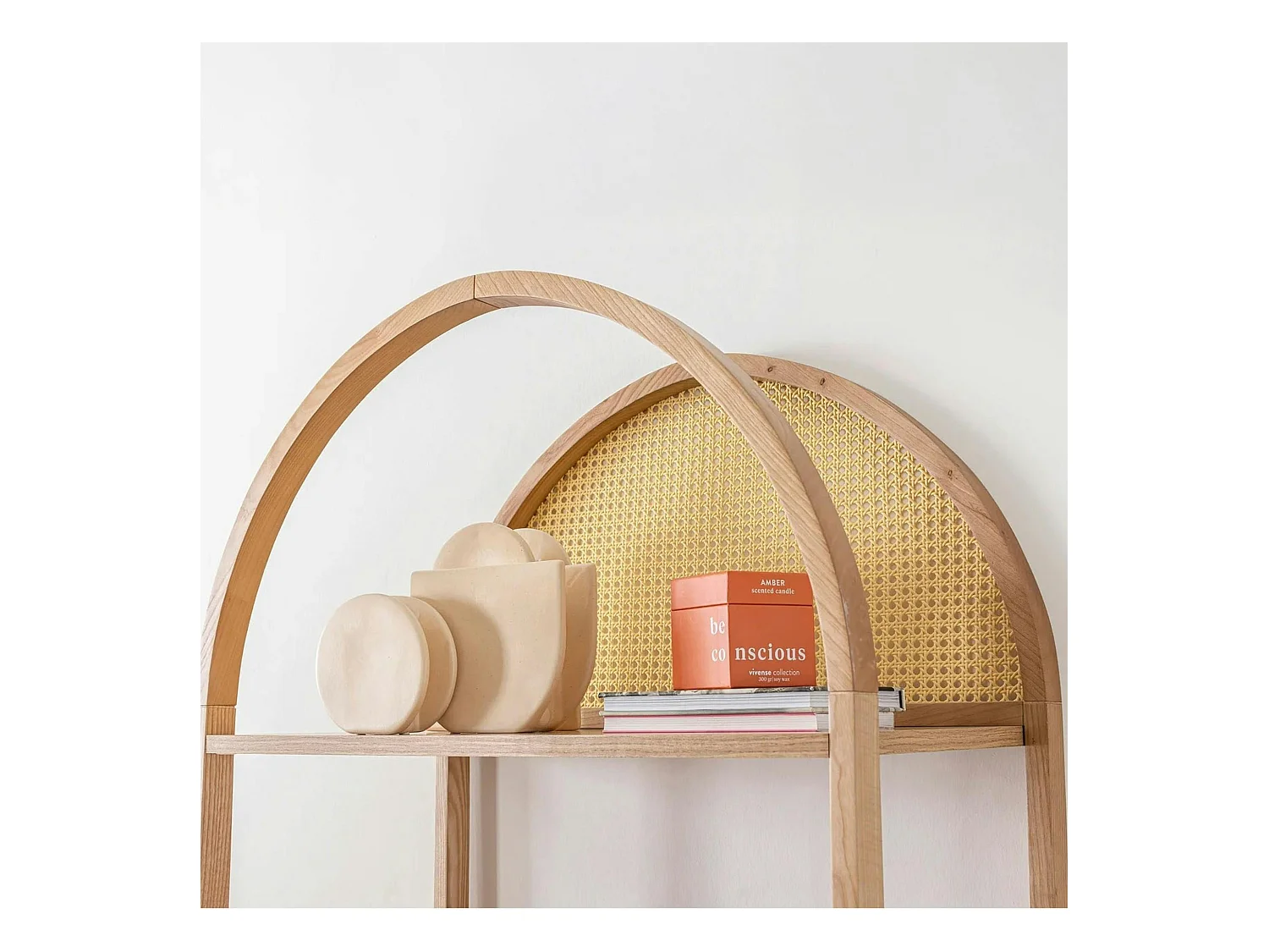 Bibliothèque cannage & effet bois ovale 4 étagères TANDI