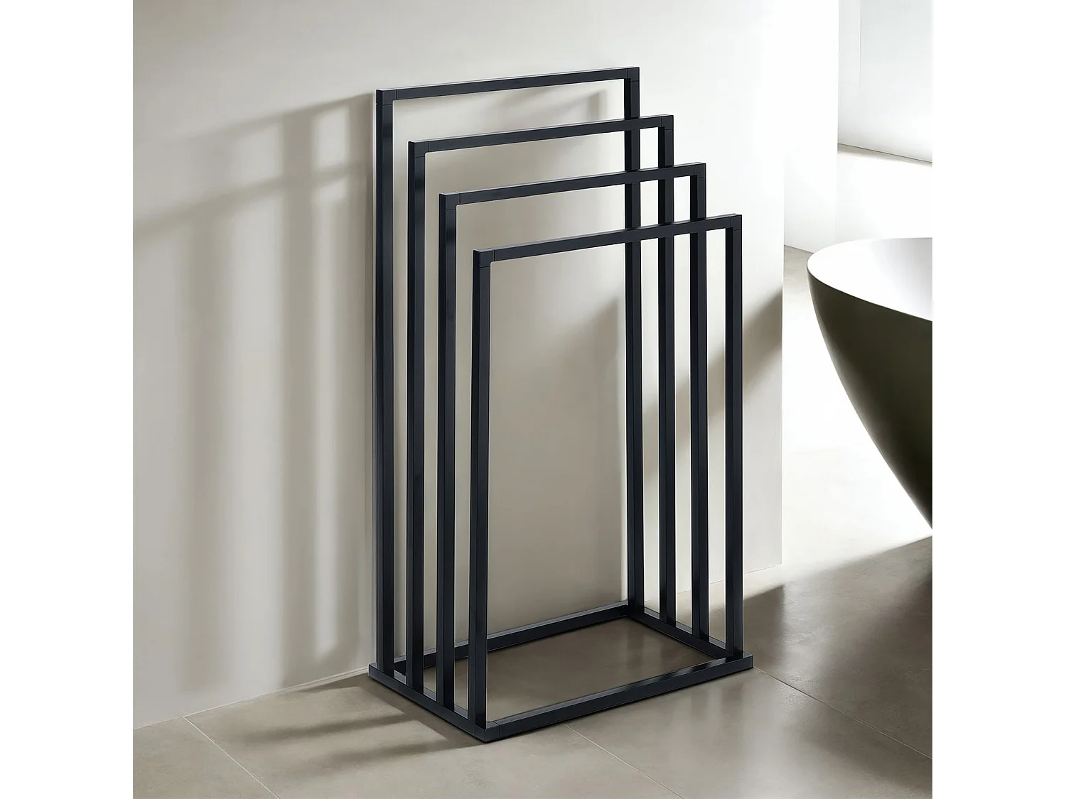 Porte-Serviettes sur Pied Senza en Métal Noir avec 4 Niveaux d'Étendage sur Différentes Hauteurs