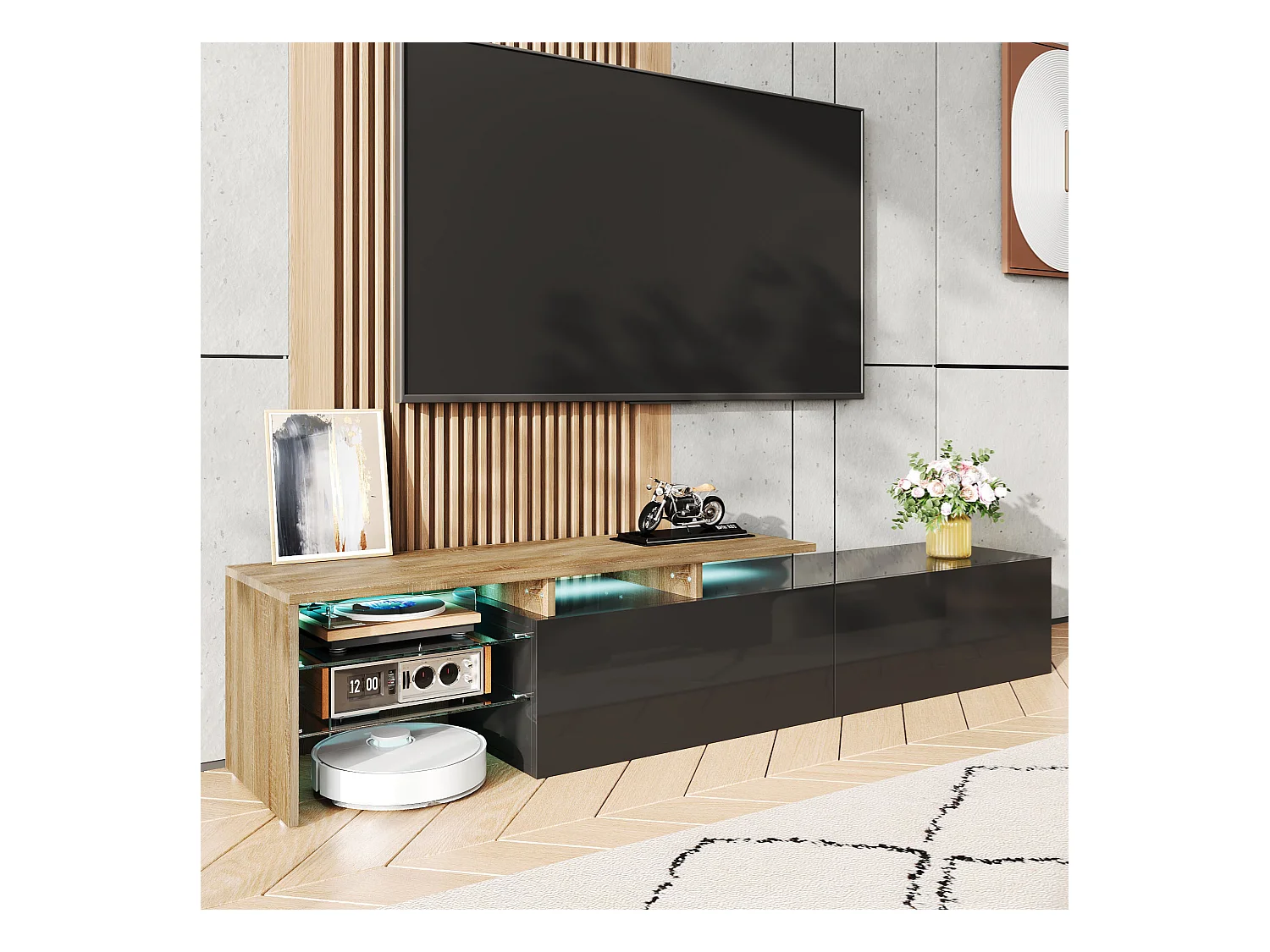Meuble TV moderne au design élégant et stylé, offrant un rangement pratique, en noir haute brillance avec finition bois, plateaux en verre et éclairage LED intégré.