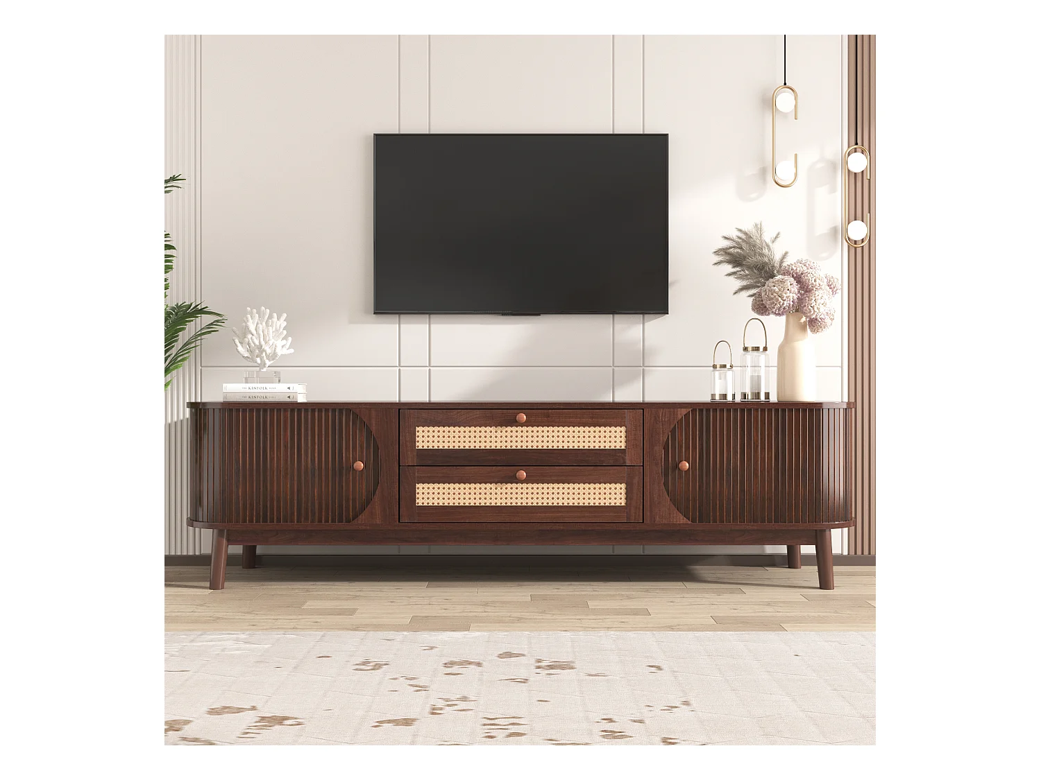 Meuble TV à couleur bois naturel : avec portes, tiroirs et côtés en rotin – Solution de rangement pratique dans un style lande naturel