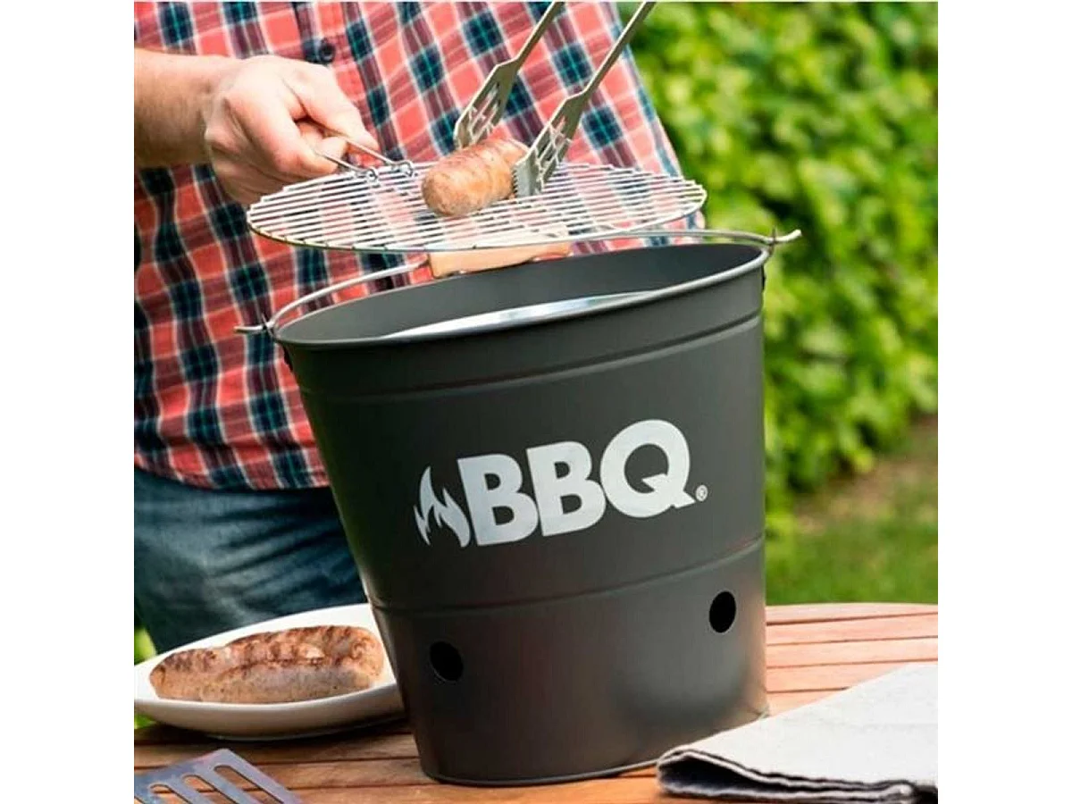 Barbacoa cubo portátil con parrilla negro Ø26x25 cm