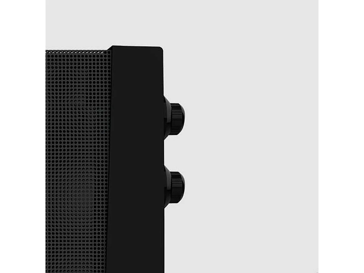 Placa radiante de mica Ready Warm 3000 Now Cecotec 2400W con ruedas multidireccionales negro