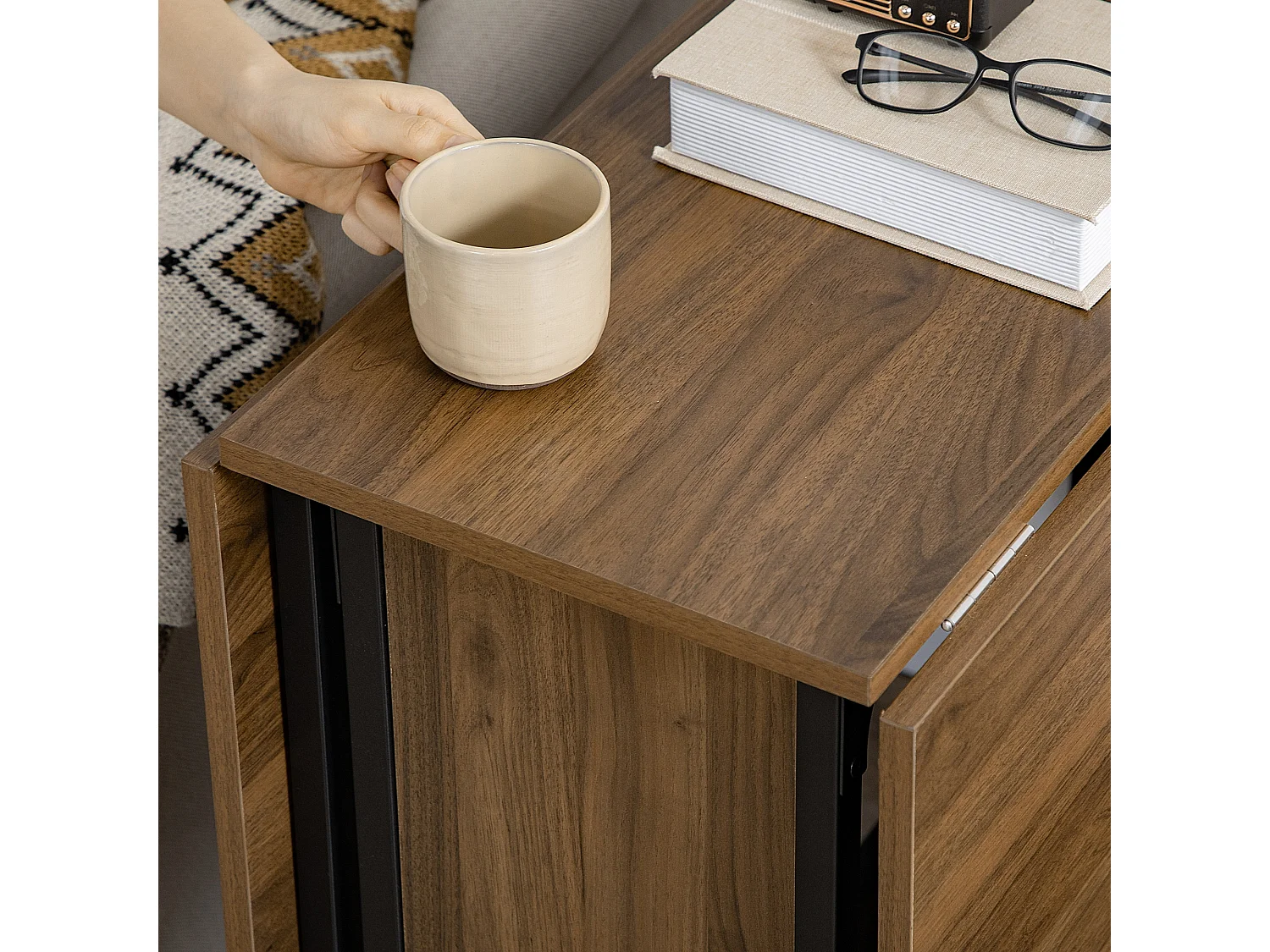 Mesa de jantar dobrável móvel em MDF para 6 pessoas com armazenamento para pequenos espaços, madeira clara