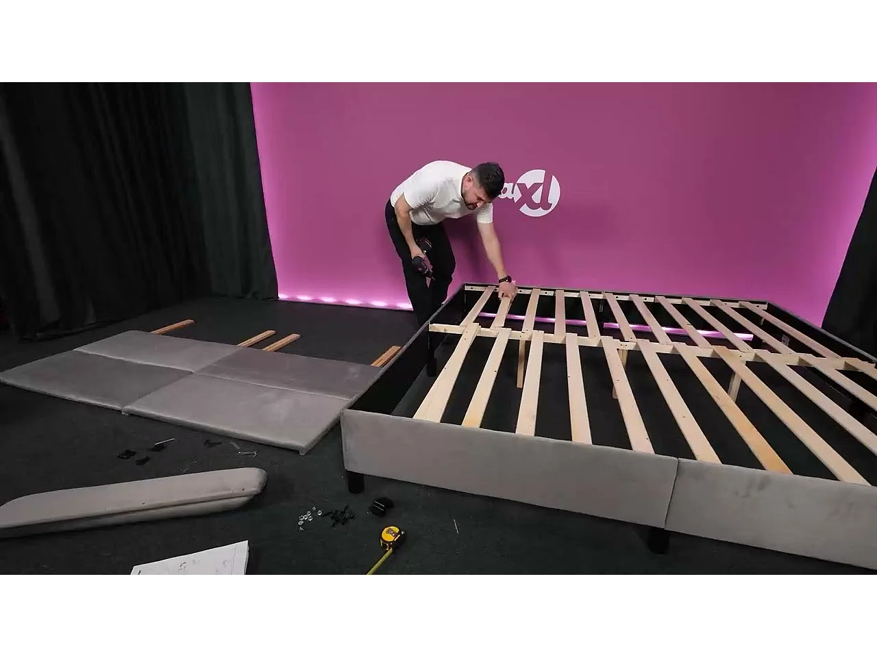 Lit à Ressorts avec Matelas LED Argyle Rose 80 x 200 cm Velours