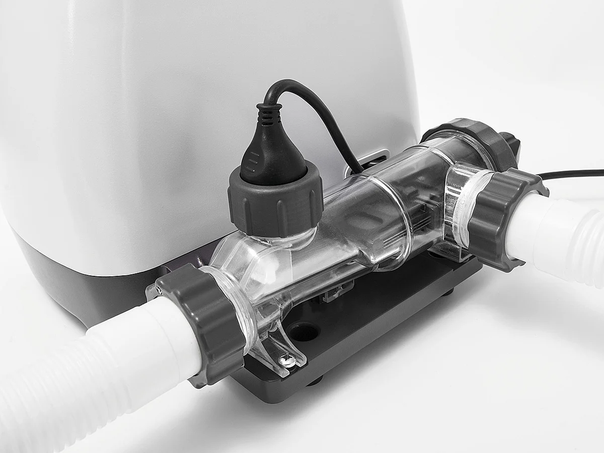 Clorador salino Intex QZ1100 125W 11g/h para piscinas de hasta 56800L blanco