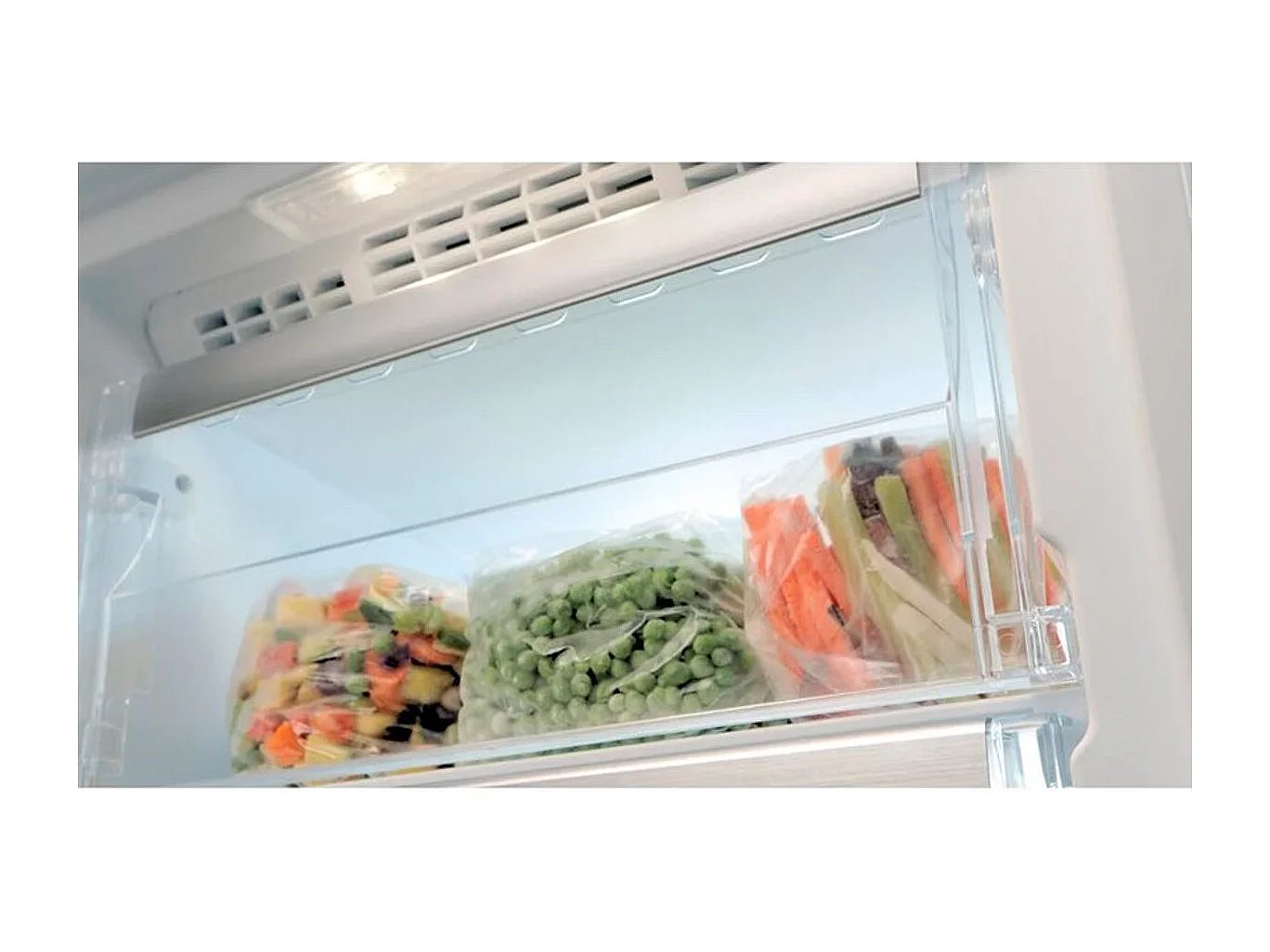 Congelador vertical Whirpool UW8F2YWBIF2 No Frost 263L E blanco 187,5 cm