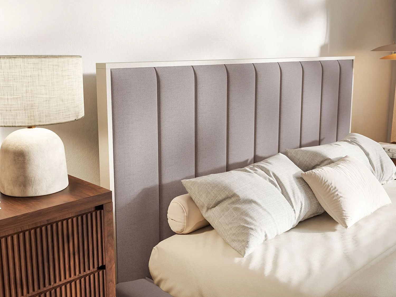 Polsterbett 180x200 mit Chenillebezug – Bettkasten und LED – Braun – TOGENTS