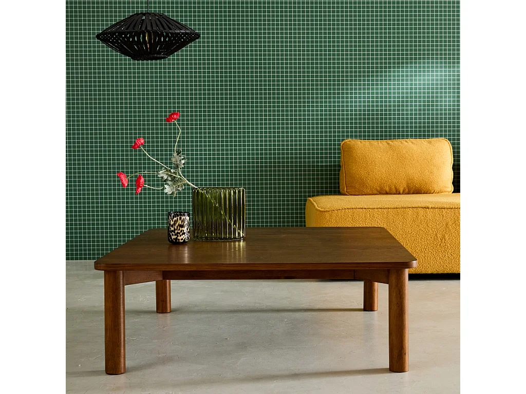 Mesa de centro cuadrada de madera de hevea con chapa de roble nogal