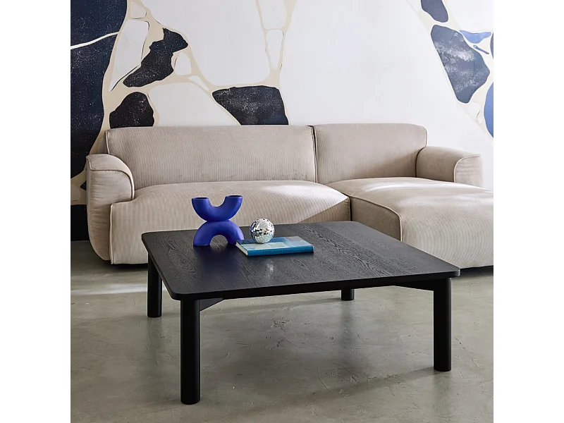 Mesa de centro cuadrada de madera de hevea con chapa de roble negro