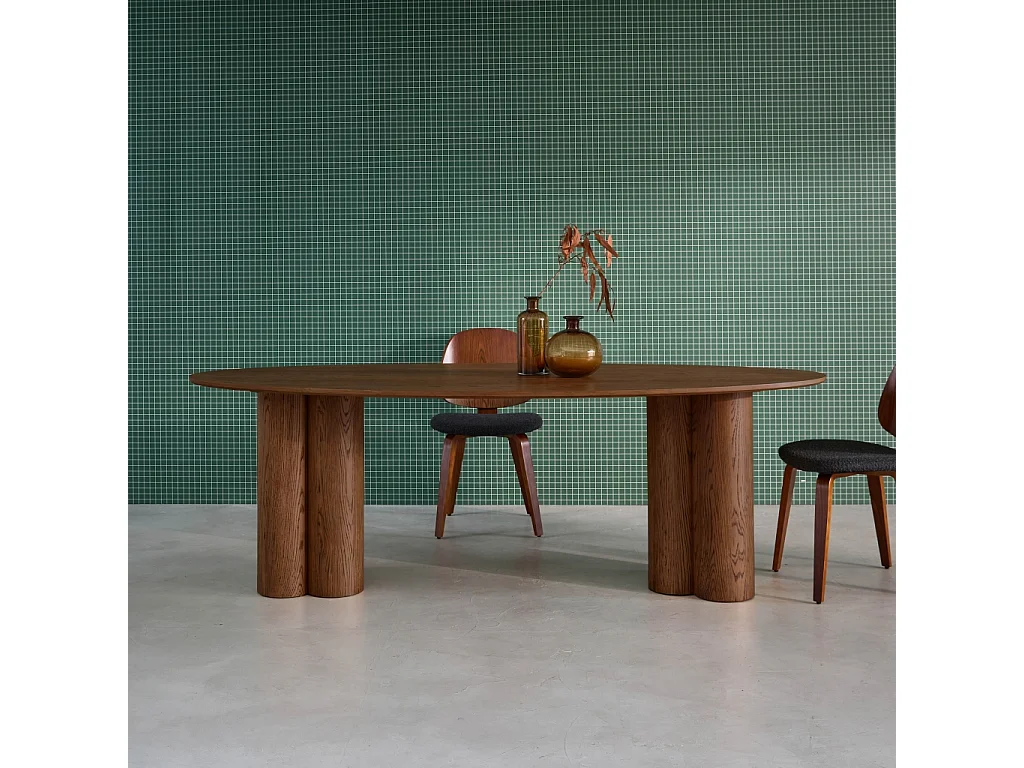 Table à manger ovale bois d'hévéa et placage chêne noyer 8 places 220cm - Leonore