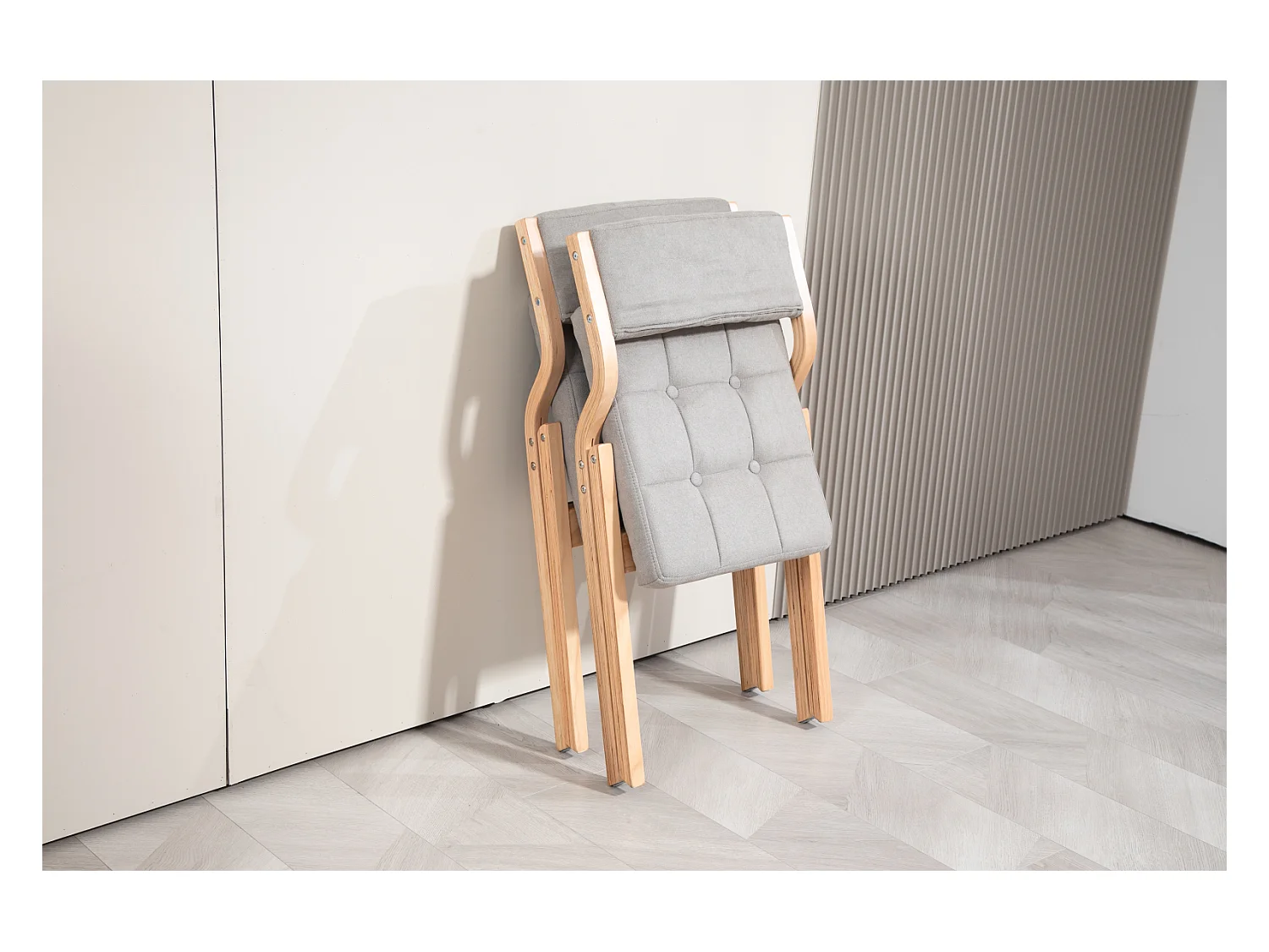 Opvouwbare stoelen met kussens, set van 2, houten opvouwbare stoelen met kussens, draagbaar, gemonteerd, grijs