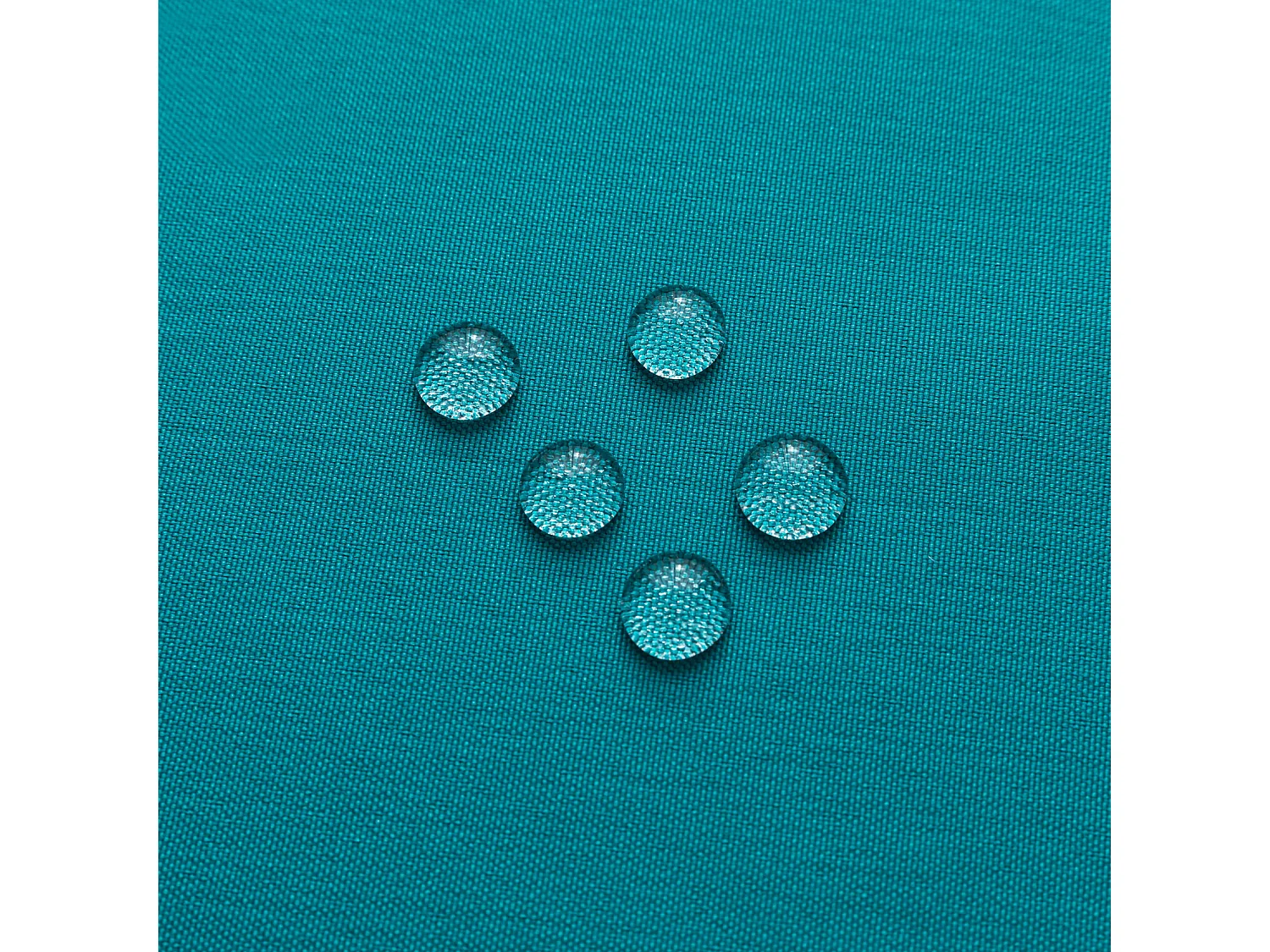 Mantel cuadrado con revestimiento antimanchas