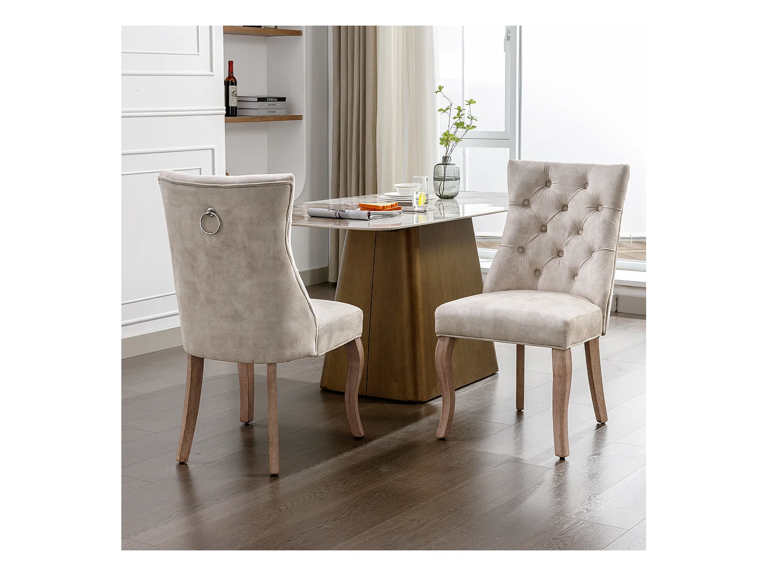 Lot de 2 chaises de salle à manger, velours beige clair, dossier haut, avec surpiqûres boutonnées, structure en bois massif