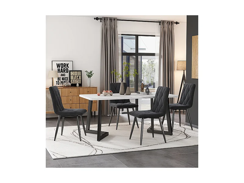 Juego de 4 sillas de comedor de terciopelo gris oscuro con respaldo y patas de metal.