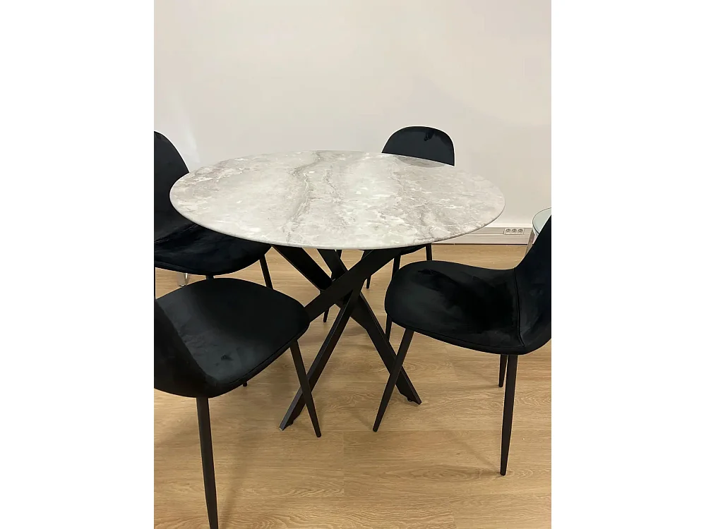 Table à manger ronde JESSICA en MARBRE BLANC pieds Métal noir 100 cm 4 couverts