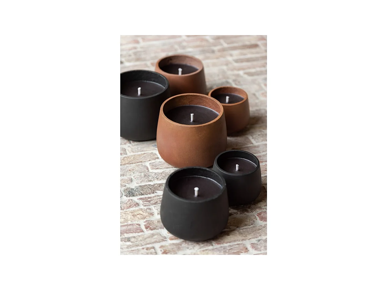 Vela exterior 18h de cemento marrón 14x14x11 cm