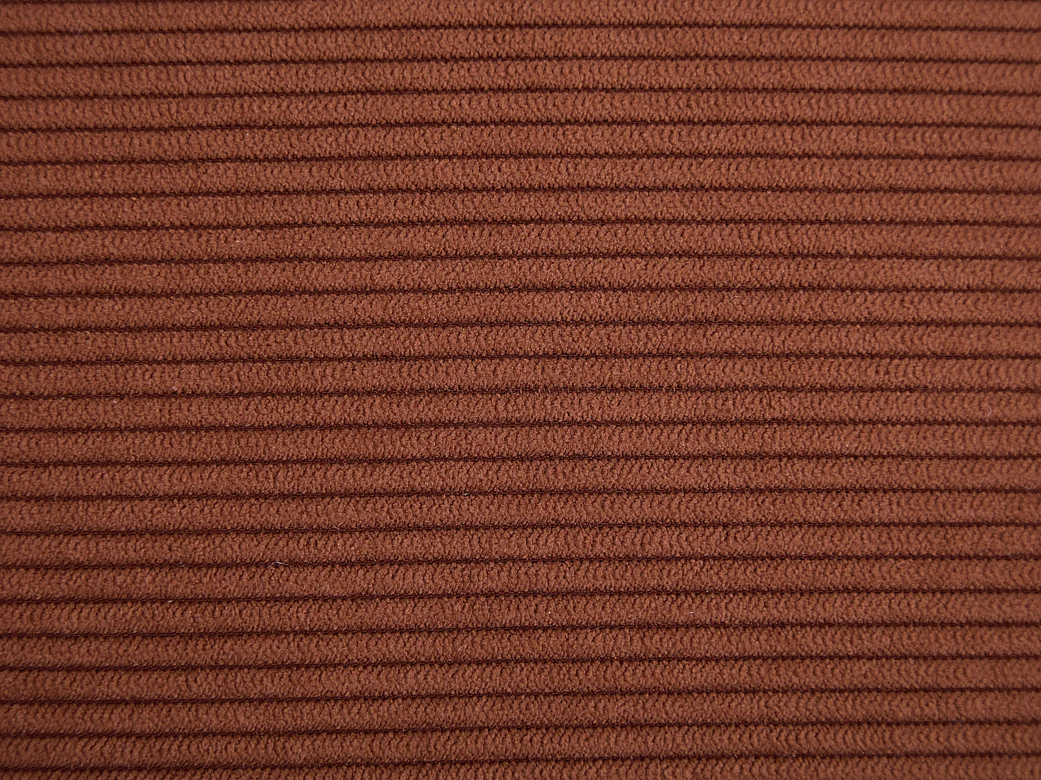 Canapé 4 places avec assise coulissante électrique en velours côtelé fines côtes terracotta PASTARO