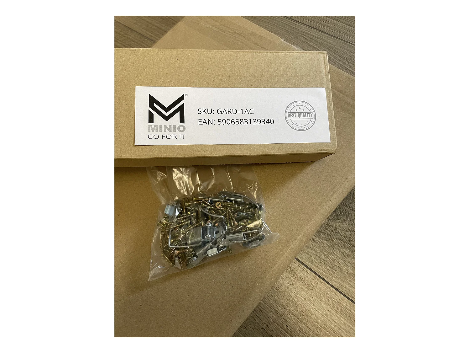 MINIO go for it, Stół rozkładany GORI  w kolorze dąb artisan/czarny