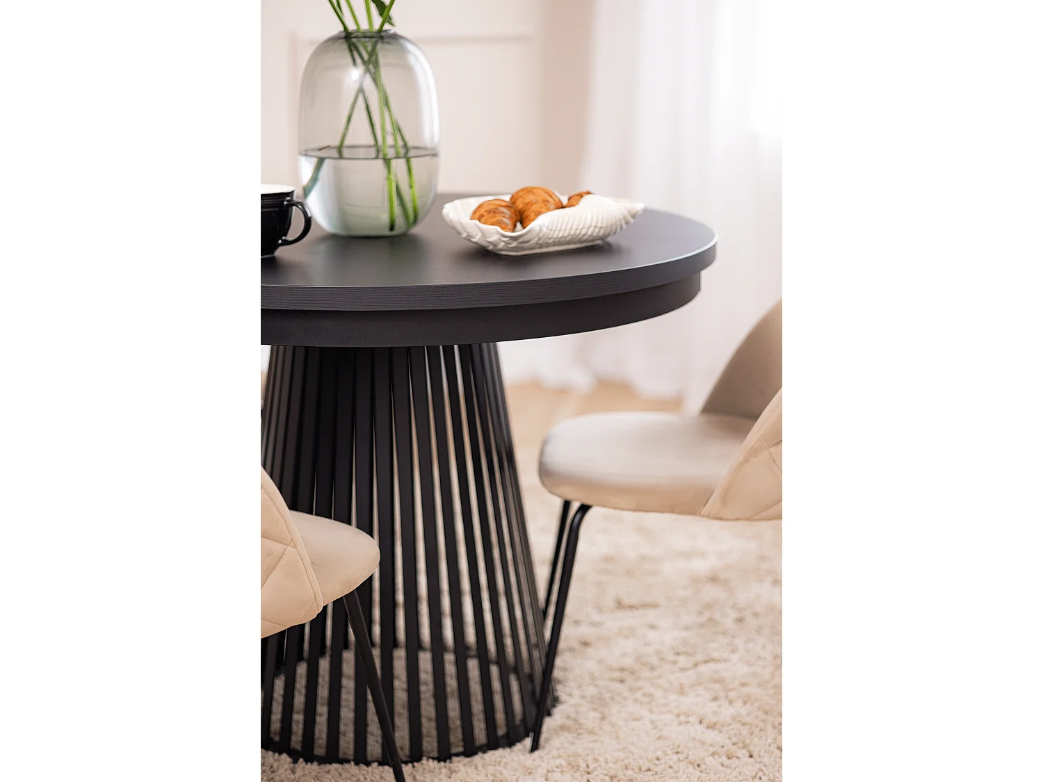 MINIO go for it, Ausziehbarer Tisch GORI in Schwarz Painflow/Schwarz