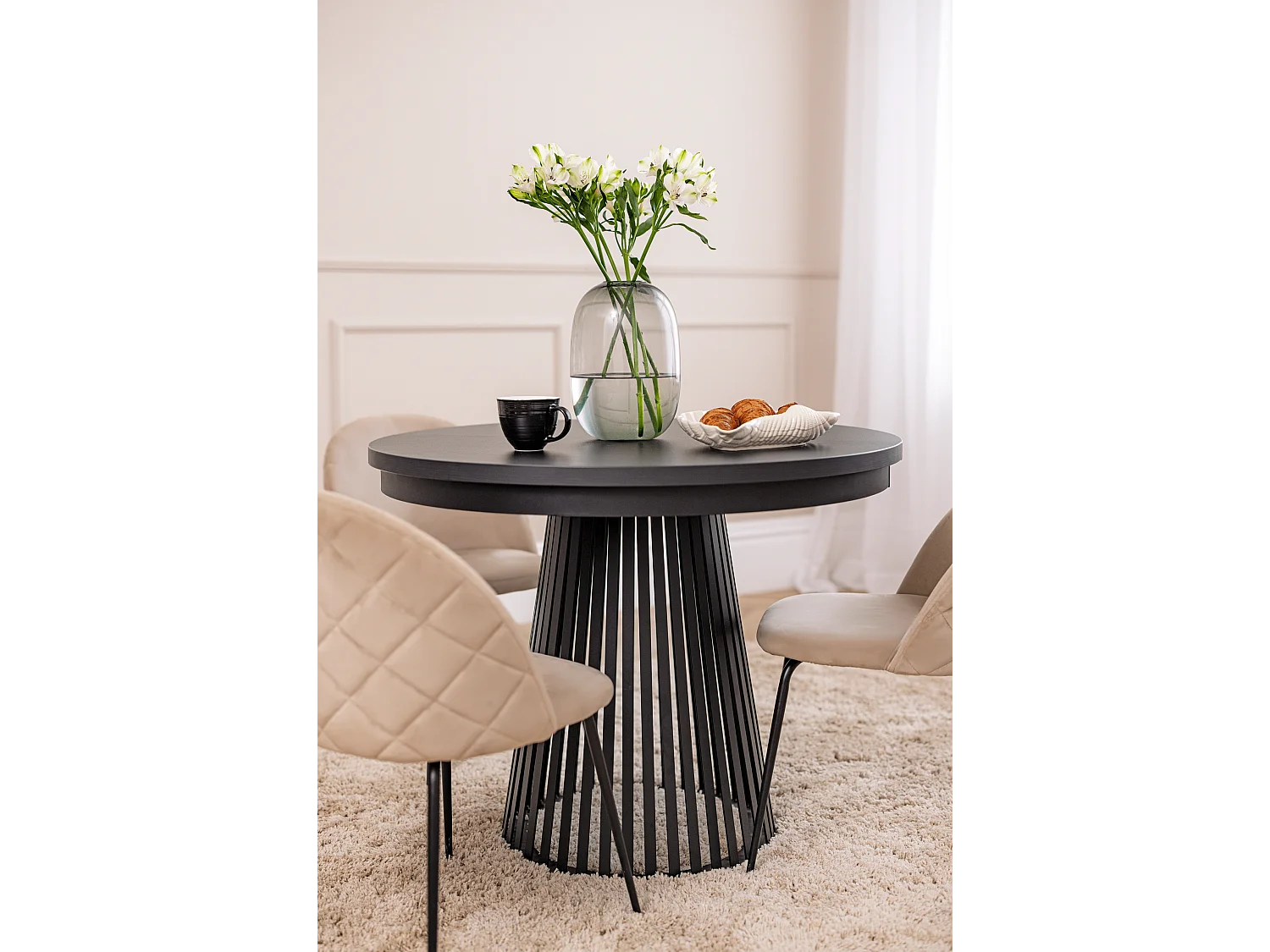 MINIO go for it, Table à rallonges GORI couleur noir Painflow/noir