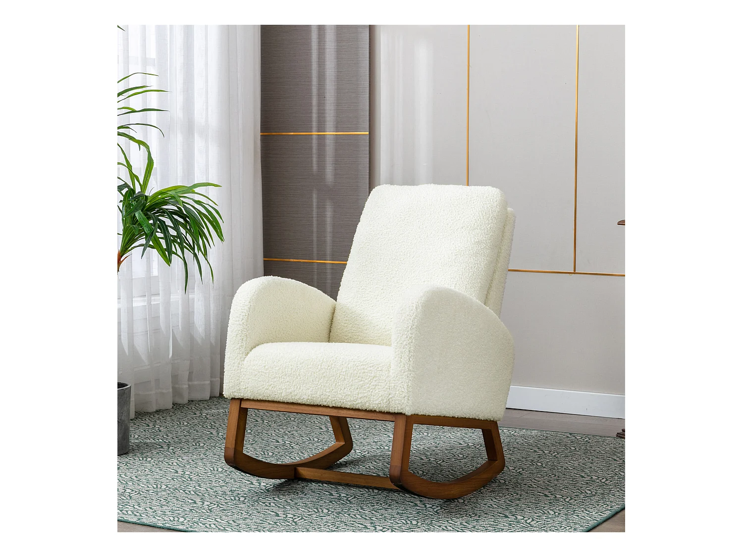 Schommelstoel met hoge rugleuning, lange armleuningen en bruine poten, witte teddystof