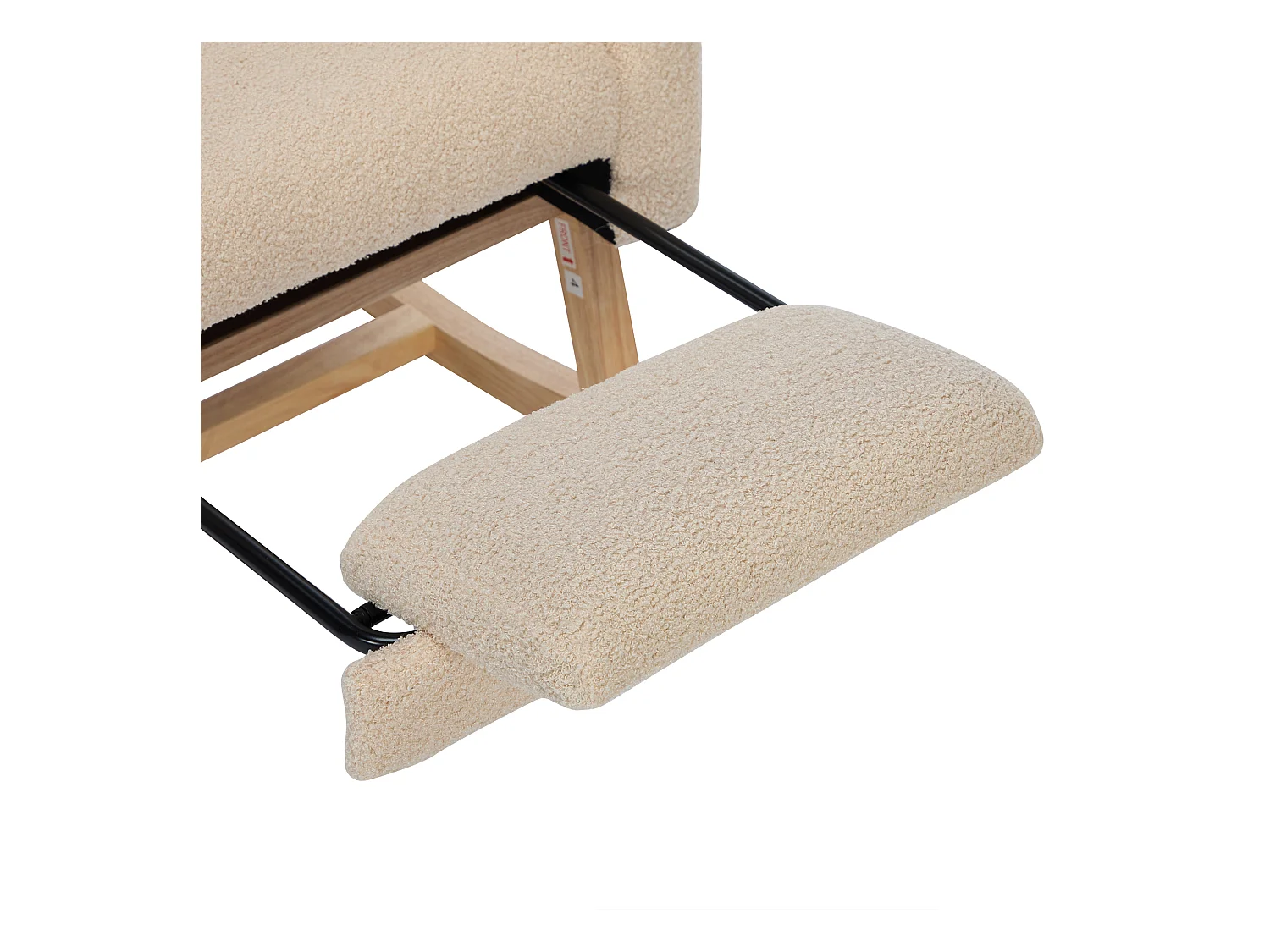 Teddy beige fluwelen schommelstoel met zijvakken en verborgen beensteunen, houten frame