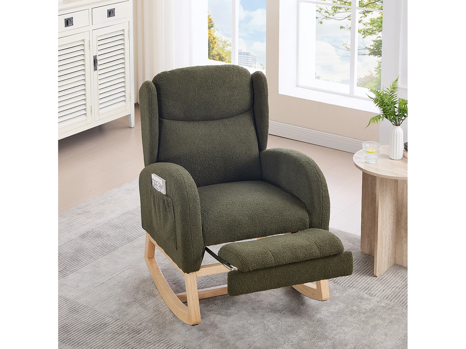 Rocking chair vert avec poches latérales, repose-pieds réglable, structure en bois 122,5x70x104cm