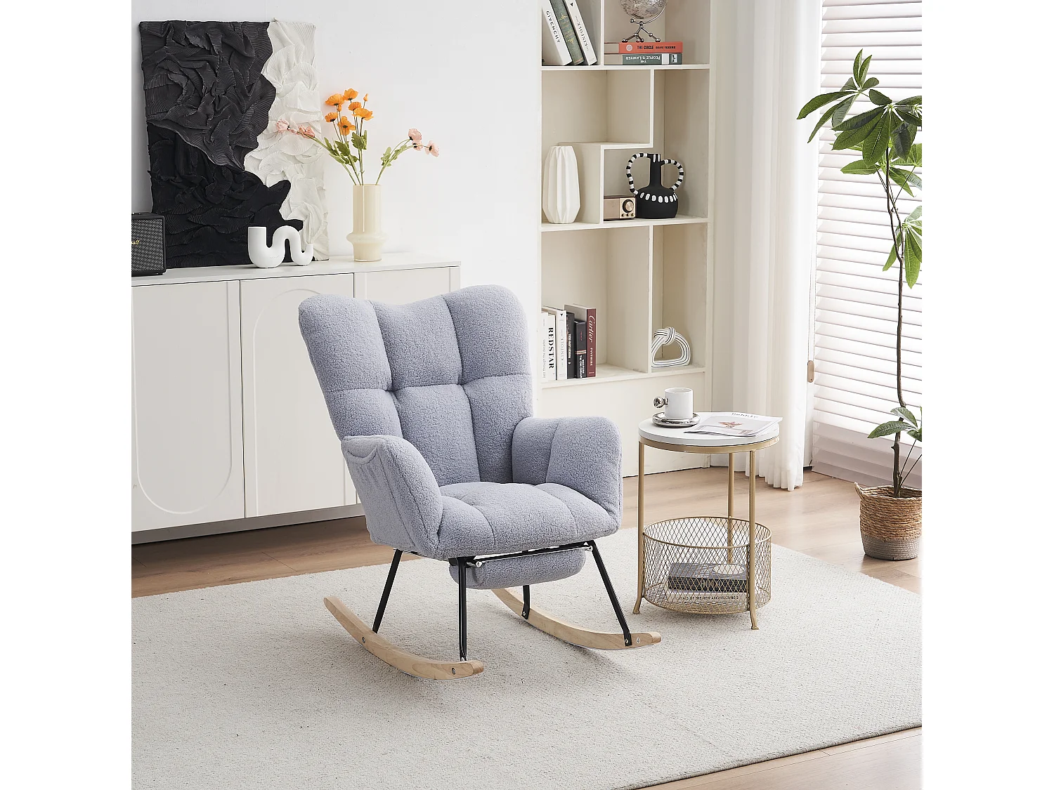 Rocking chair en tissu gris Teddy  avec repose-pieds rétractable et poches latérales