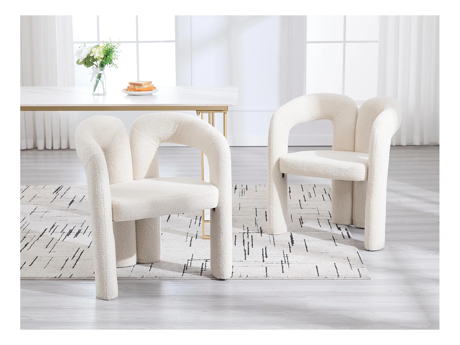 Lot de 2 chaises de salle à manger — en teddy beige — accoudoirs design à deux arcs - élégant et confortable
