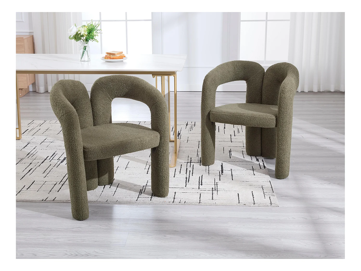 Lot de 2 chaises de salle à manger — en teddy vert — accoudoirs design à deux arcs - élégant et confortable