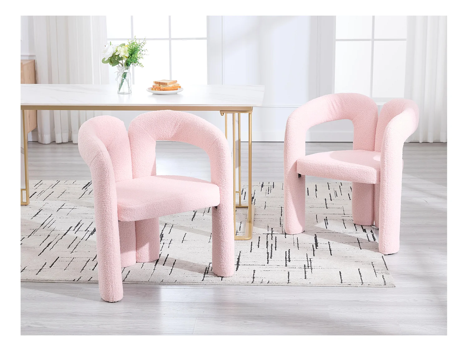 Lot de 2 chaises de salle à manger — en teddy rose — accoudoirs design à deux arcs - élégant et confortable