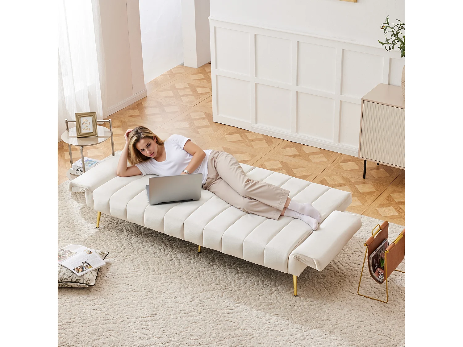 Divano letto in velluto con gambe regolabili e video. Salvaspazio per soggiorno, camera, stanza ospiti e home theater.