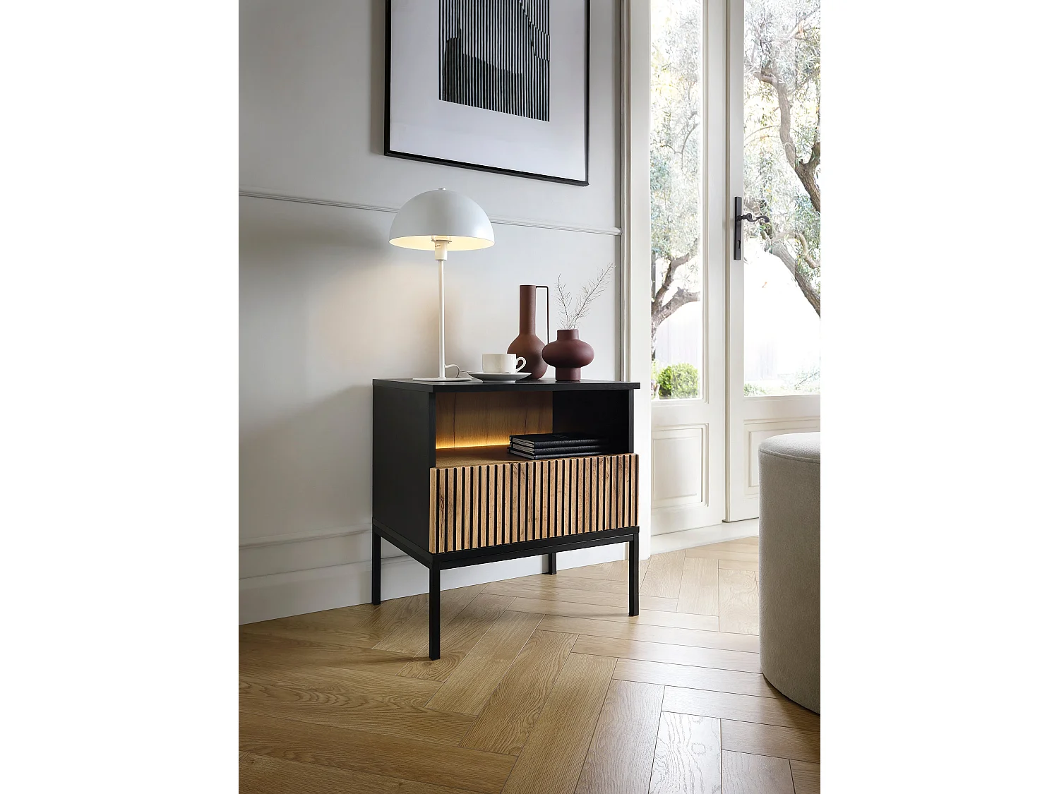 Table de chevet avec 1 tiroir et LED intégrée Noir et Chêne 54x56 cm