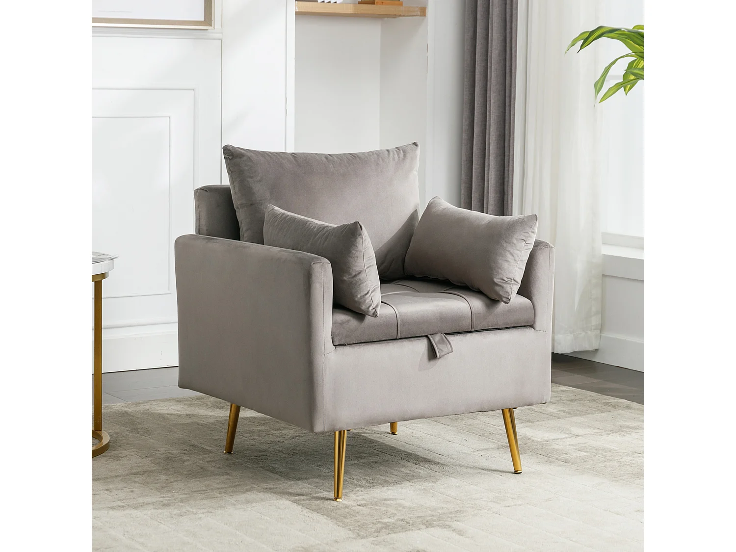 Fauteuil moderne en velours avec rangement, comprenant des coussins décoratifs, pieds en métal doré, chaise longue minimaliste avec accoudoirs pour le salon