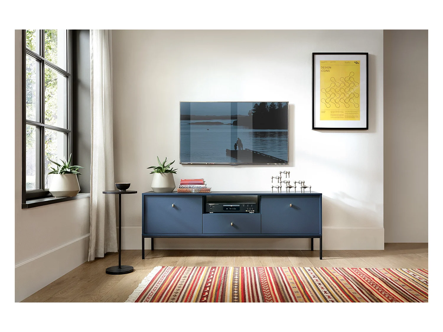 Meuble TV 2 portes, 1 tiroir avec pieds en métal noir, 154x56 cm