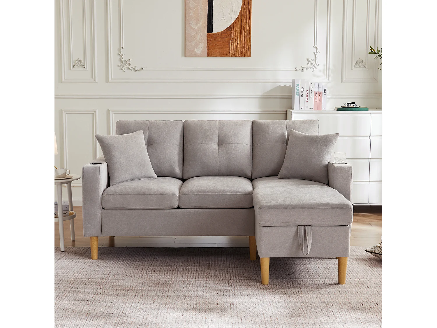 Canapé en L avec méridienne, rangement, porte-gobelet et 2 coussins. Idéal pour salon, bureau ou appartement. Inclut vidéo.