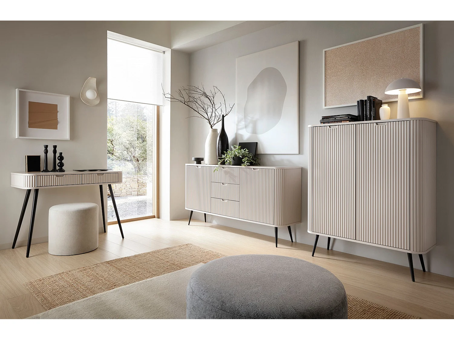 Buffet 2 portes avec pied en métal doré 129x103 cm